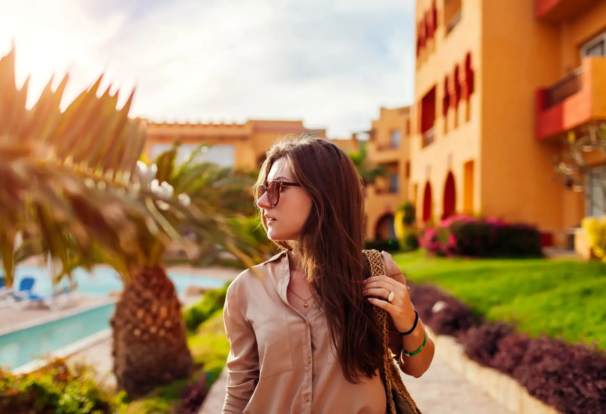 découvrez les meilleures destinations ensoleillées à petit prix en février pour profiter du soleil et des vacances sans vous ruiner.