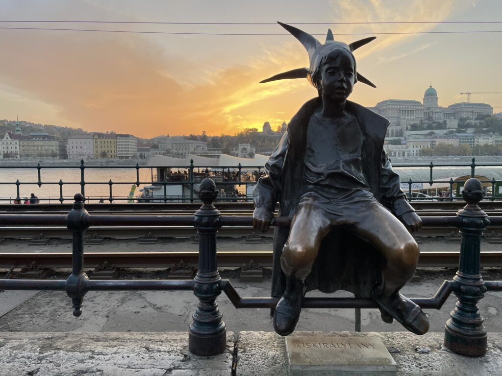 69d26f45642a81775398725 Budapest avec un guide francophone certifié : l'expérience qui change tout