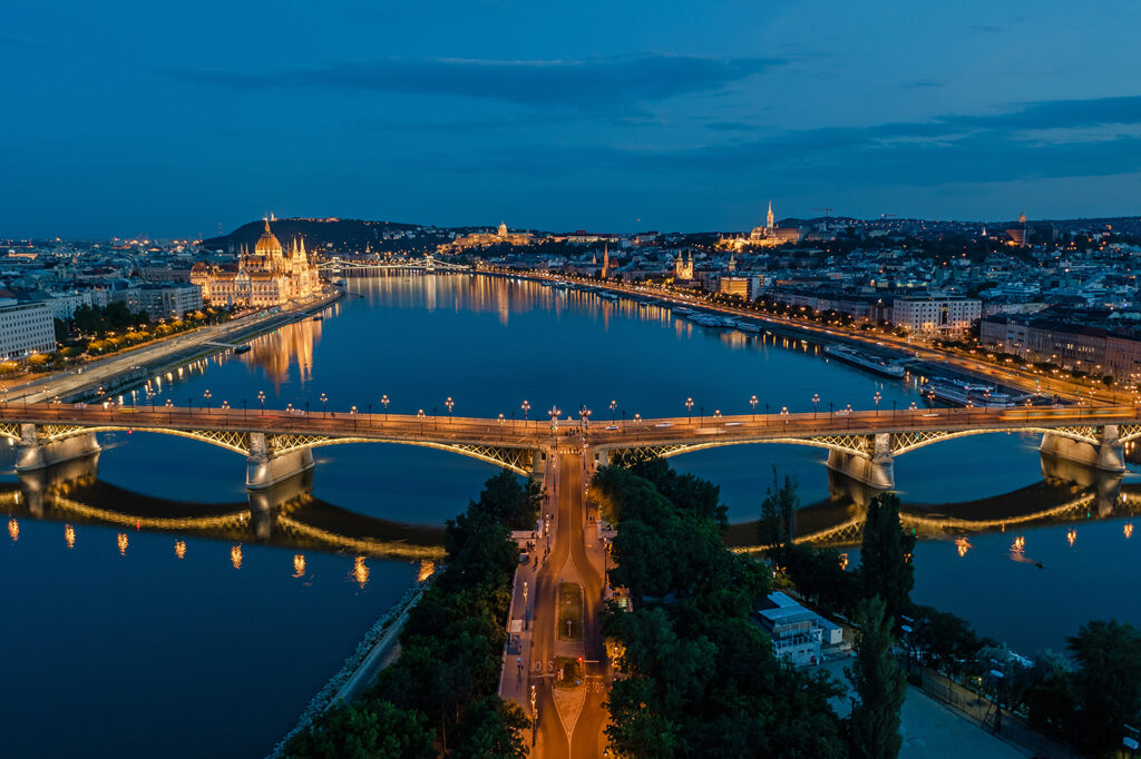 69d26f45704661775398725 Budapest avec un guide francophone certifié : l'expérience qui change tout