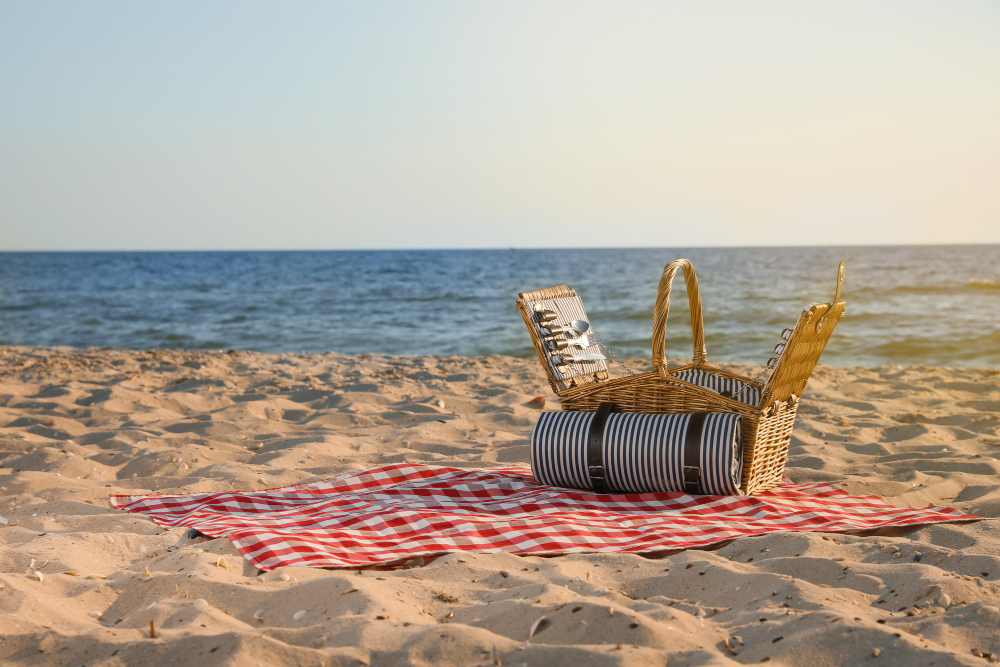 Un pique nique à la plage réussi sans se prendre la tête ni oublier l’essentiel